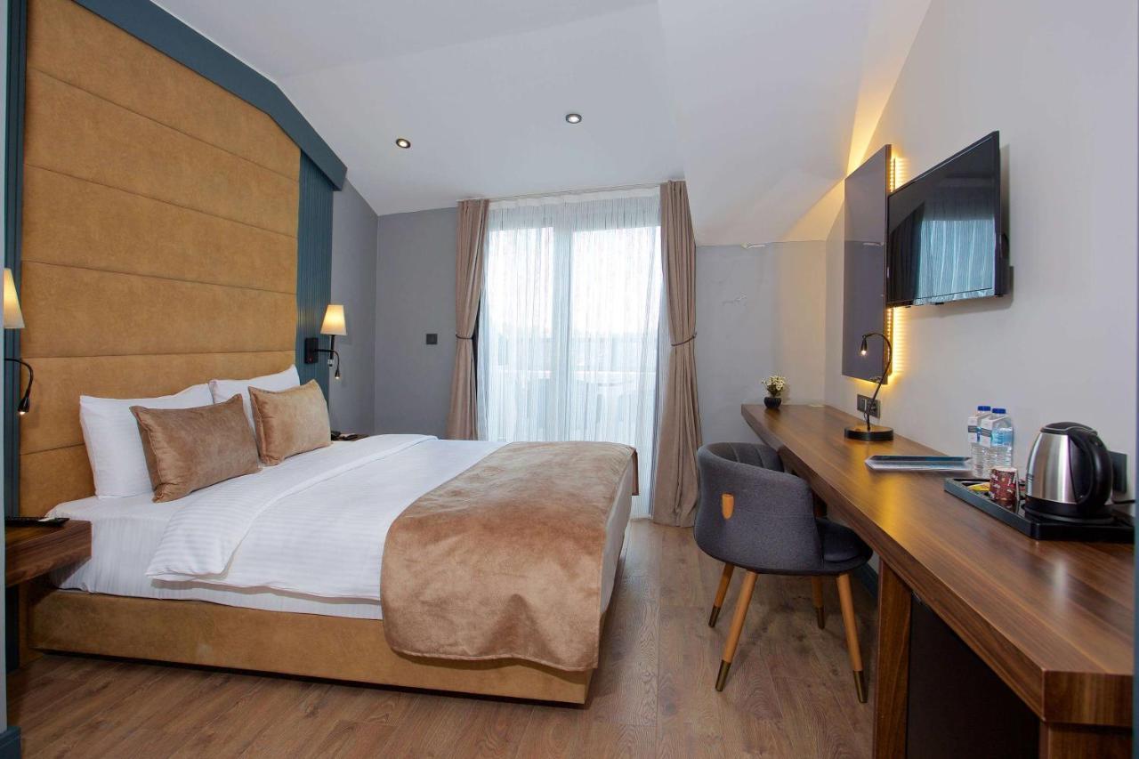 Days Inn By Wyndham Istanbul Arnavutkoy Zewnętrze zdjęcie