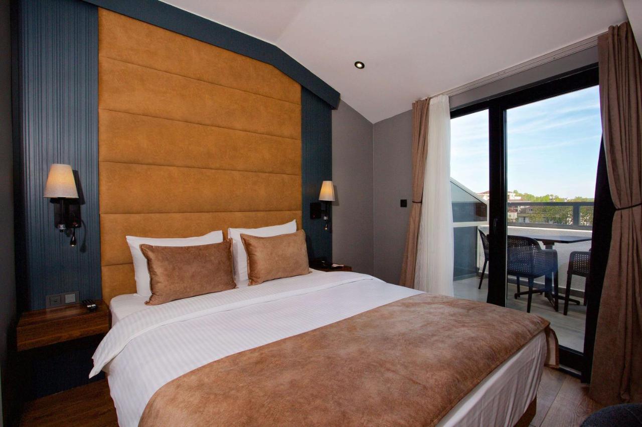 Days Inn By Wyndham Istanbul Arnavutkoy Zewnętrze zdjęcie